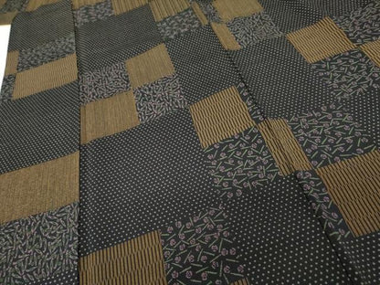 平和屋着物●上質な小紋　変り市松　黒地　正絹　逸品　AABE7031cs