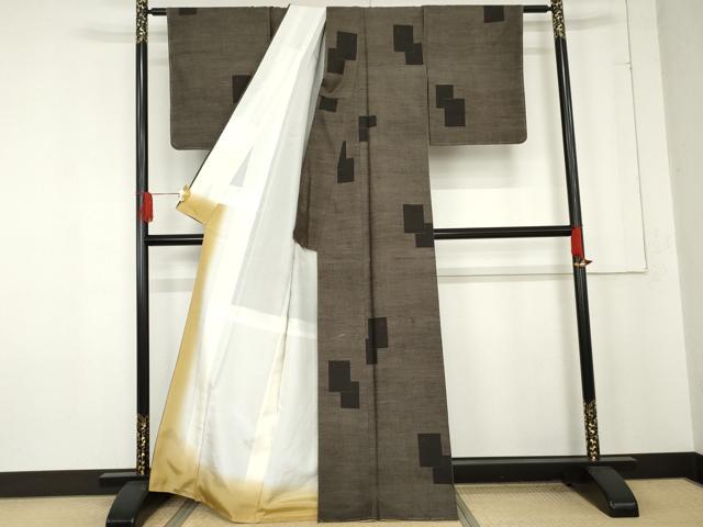 平和屋着物●上質な紬 色紙重ね文 正絹 逸品 未使用 AABE7042cs