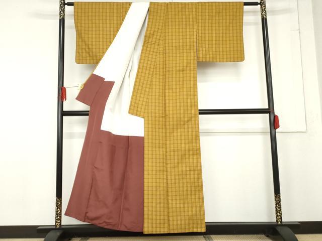 平和屋着物○山下八百子 本場黄八丈 紬 市松綾織 格子 正絹