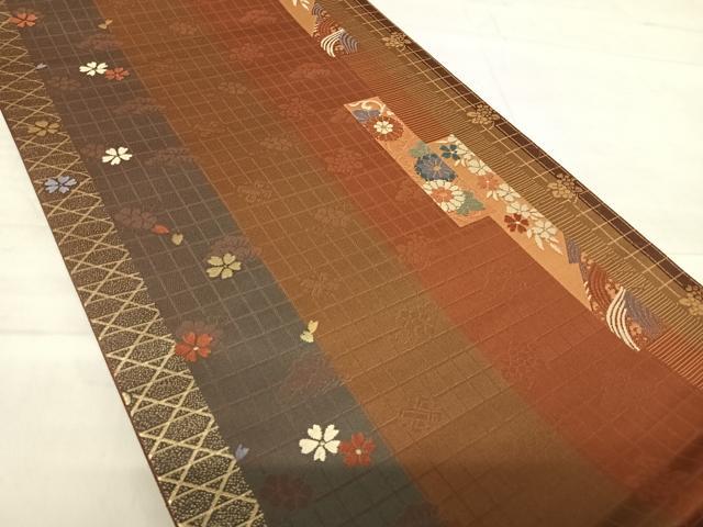 平和屋着物◎六通柄袋帯　唐織　花短冊文　金糸　正絹　逸品　AABE7125yx