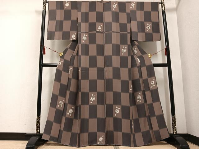 平和屋着物●上質な小紋　作家物　松柏　舞花文　暈し染め　正絹　逸品　AABE7345ph