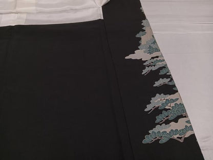 平和屋着物●豪華黒留袖 友禅 作家物 群れ鶴草木文 正絹 逸品 AABE7396ph
