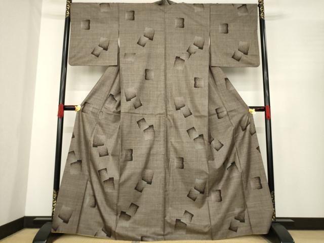 平和屋着物●本場大島紬　カタス9マルキ　色紙重ね文　正絹　逸品　AABE7548ck