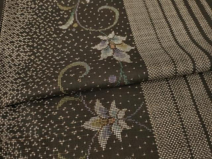 平和屋着物●本場大島紬　一元7マルキ　花唐草間道　正絹　逸品　AABE7579ck
