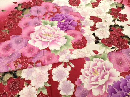 平和屋着物●豪華振袖　刺繍　舞花文　暈し染め　金彩　正絹　逸品　AABE7581ck