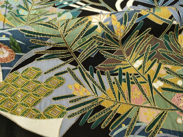 平和屋着物●豪華黒留袖　友禅　作家物　蘇州刺繍　草花文　金糸　正絹　逸品　AABE7584ck