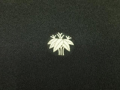 平和屋着物■豪華黒留袖　駒刺繍　花車文　金彩　正絹　逸品　AABE7708oa