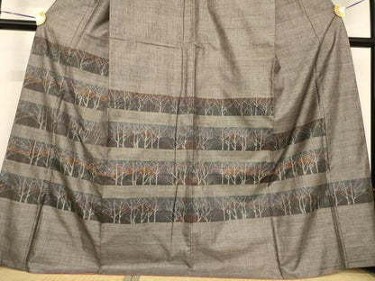 平和屋着物●本場大島紬　訪問着　カタス9マルキ　刺繍　横段樹林文　正絹　逸品　AABE7767ck