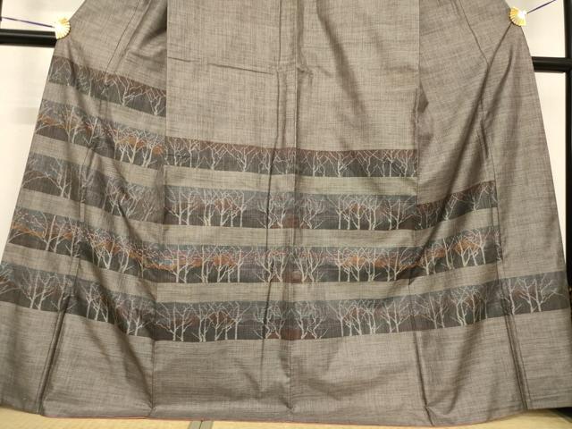 平和屋着物●本場大島紬　訪問着　カタス9マルキ　刺繍　横段樹林文　正絹　逸品　AABE7767ck