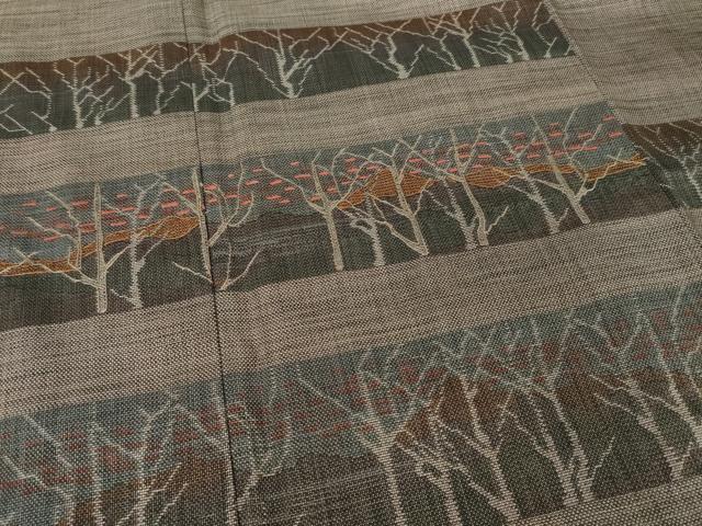 平和屋着物●本場大島紬　訪問着　カタス9マルキ　刺繍　横段樹林文　正絹　逸品　AABE7767ck