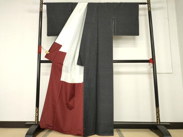 平和屋着物●本場大島紬　純泥染め　手織り　カタス7マルキ　花尽くし　平山絹織物謹製　証紙付き　正絹　逸品　未使用　AABE7778ck