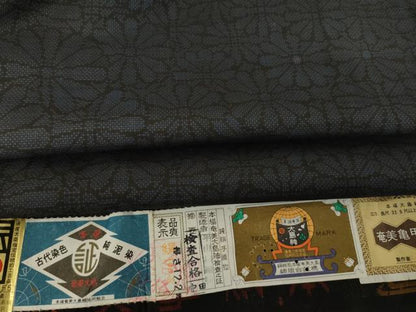 平和屋着物●本場大島紬　純泥染め　手織り　カタス7マルキ　花尽くし　平山絹織物謹製　証紙付き　正絹　逸品　未使用　AABE7778ck