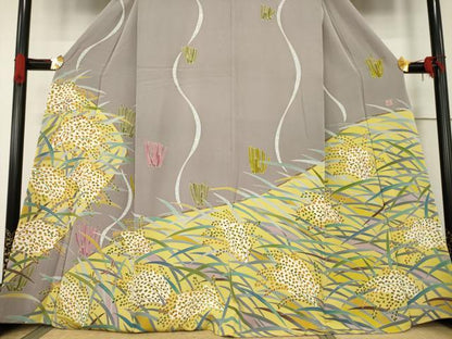 平和屋着物●本加賀友禅作家　森内瑞恵　訪問着　田の実　蜻蛉　鳩羽鼠色地　正絹　逸品　AABE7790ck