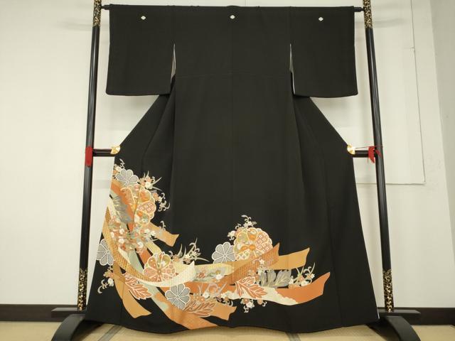 平和屋着物●創業460年・千總　黒留袖　駒刺繍　蔓帯花文　金彩　伊勢丹扱い　正絹　逸品　AABE7791ck