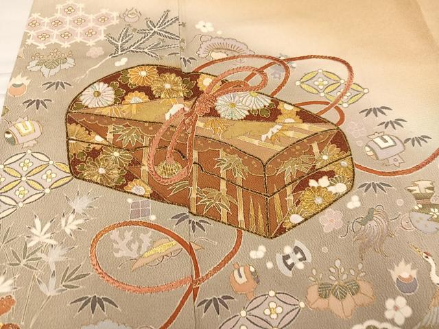 平和屋着物●豪華色留袖　作家物　千くさ染繍　刺繍　飛鶴花文箱　吉祥宝尽くし　暈し染め　金彩　正絹　逸品　AABE8083ph