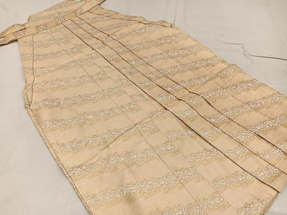 平和屋着物●男性　馬乗り袴　金襴袴　舞葉文　金糸　正絹　逸品　AABE8151ph