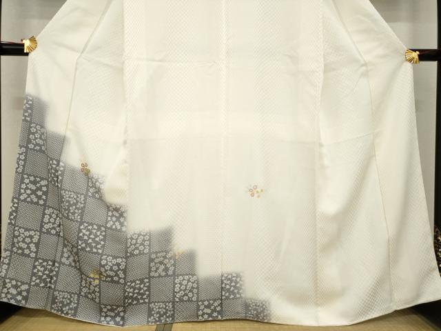 平和屋着物●訪問着　刺繍　市松草花文　丹後ちりめん　金彩　反端付き　正絹　逸品　未使用　AABE8202ck 平和屋着物○訪問着 刺繍 市松草花文 丹後ちりめん 金彩 反端付き