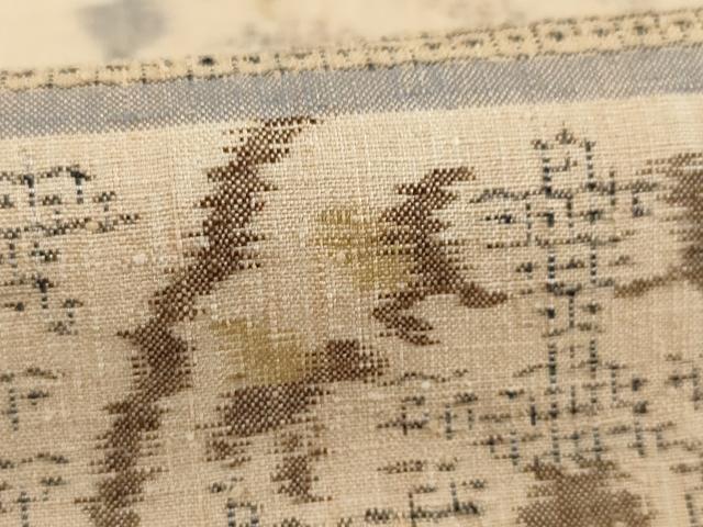 平和屋着物○本場結城紬 重要無形文化財 100亀甲 横段花文