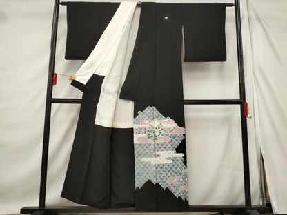 平和屋着物■豪華黒留袖　駒刺繍　エ霞花青海波文　銀彩　正絹　逸品　AABE8508st