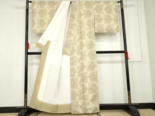 平和屋着物●本場結城紬　重要無形文化財　100亀甲　松皮菱格子　正絹　逸品　AABE8522cs