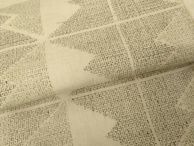 平和屋着物●本場結城紬　重要無形文化財　100亀甲　松皮菱格子　正絹　逸品　AABE8522cs