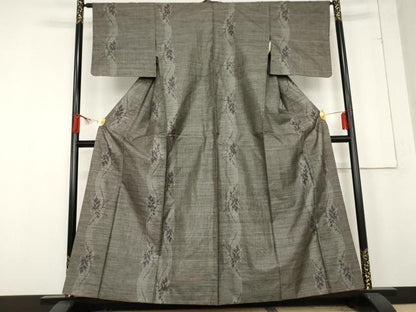 平和屋着物●本場大島紬　カタス9マルキ　泥染め　枝葉文　正絹　逸品　AABE8555cs