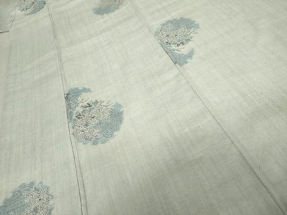 平和屋着物●人間国宝 田中林次 本場結城紬 重要無形文化財 100亀甲 モロ入り 飛び亀甲 雪輪草花文 藍色 証紙付き 正絹 逸品 AABE8588cs
