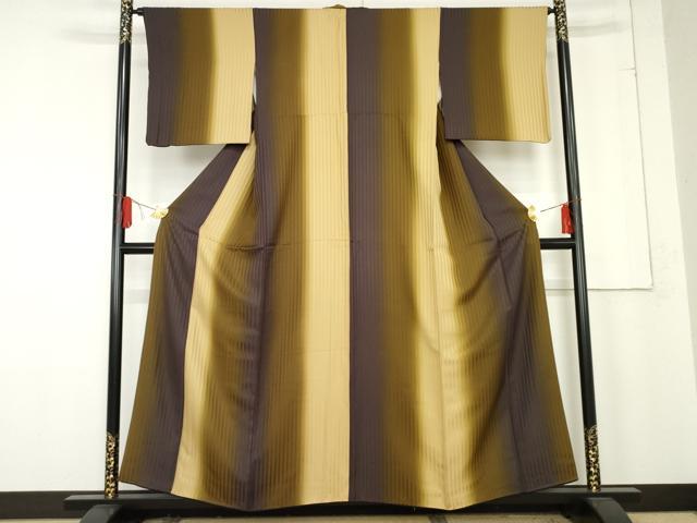 平和屋着物●上質な小紋　縦暈し　霞間道　正絹　逸品　AABE8601cs