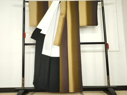 平和屋着物●上質な小紋　縦暈し　霞間道　正絹　逸品　AABE8601cs