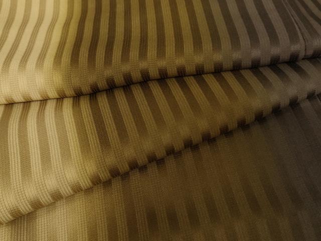 平和屋着物●上質な小紋　縦暈し　霞間道　正絹　逸品　AABE8601cs