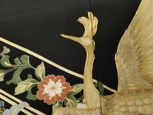 平和屋着物●豪華黒留袖　駒刺繍　孔雀更紗花文　暈し染め　金彩　正絹　逸品　未使用　AABE8609cs