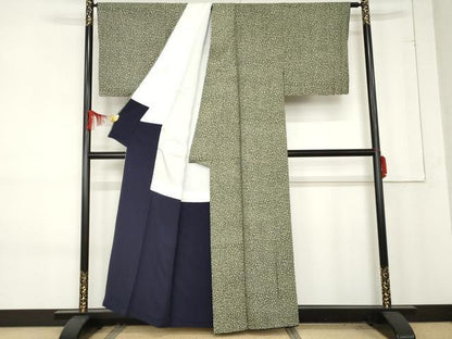 平和屋着物●藍造り国選定無形文化財　藍師・佐藤昭人　小紋　石畳文　正絹　逸品　AABE8612cs
