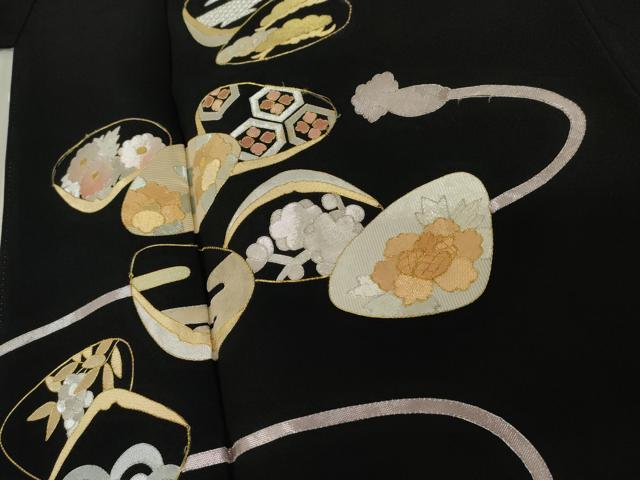 平和屋着物●皇室献上作家　野村静枝　佐賀錦　黒留袖　駒刺繍　貝合わせ吉祥草花文　金銀糸　正絹　逸品　AABE8613cs