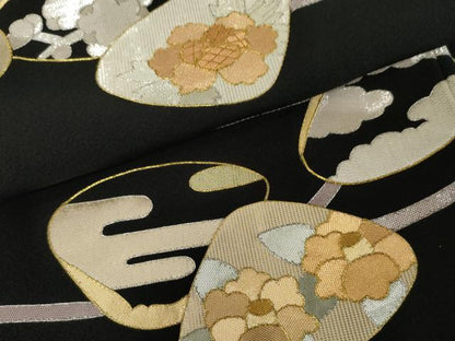 平和屋着物●皇室献上作家　野村静枝　佐賀錦　黒留袖　駒刺繍　貝合わせ吉祥草花文　金銀糸　正絹　逸品　AABE8613cs