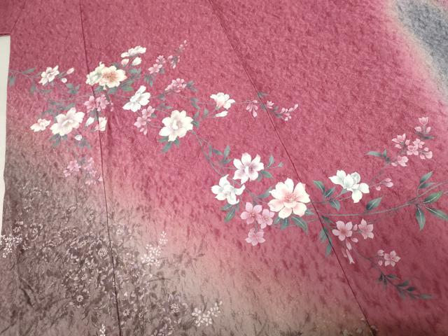 平和屋着物●豪華振袖　手描き　刺繍　枝花文　暈し染め　金糸　金彩　やまと誂製　正絹　逸品　AABE8640cs