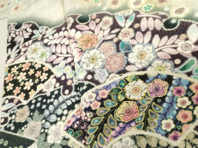 平和屋着物●訪問着　作家物　雪輪地紙草花文　暈し染め　金彩　銀通し地　正絹　逸品　AABE8642cs