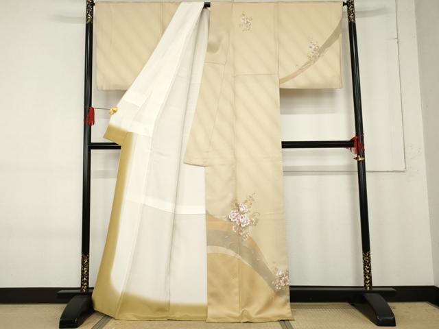 平和屋着物●訪問着　草花文　銀彩　正絹　逸品　AABE8658cs