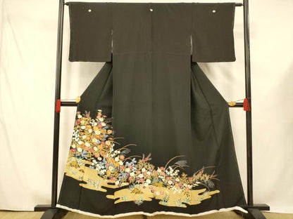 平和屋着物■豪華黒留袖　駒刺繍　草花文　金彩　正絹　逸品　AABE8818fw