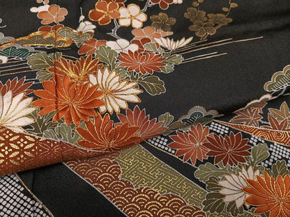 平和屋着物●創業460年・千總　黒留袖　草花吉祥文　正絹　逸品　AABE8913ph