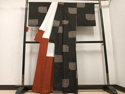 平和屋着物●本場大島紬　カタス9マルキ　地空き　草花文　正絹　逸品　AABE8914ph