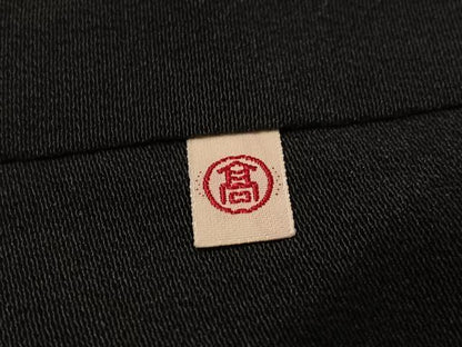 平和屋着物●創業460年・千總　黒留袖　駒刺繍　花唐草文　金彩　高島屋扱い　正絹　逸品　AABE8925ph