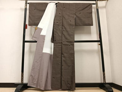平和屋着物●本場大島紬　カタス7マルキ　古代染色　純泥染　岸田恵光作　証紙付き　正絹　逸品　AABE8936ph
