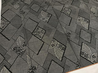 平和屋着物●本場大島紬　カタス9マルキ　草花菱文　正絹　逸品　AABE8943ph