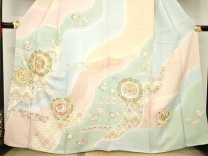 平和屋着物●訪問着　友禅　駒刺繍　向い鳥花丸文　暈し染め　金彩　正絹　逸品　AABE9209ck