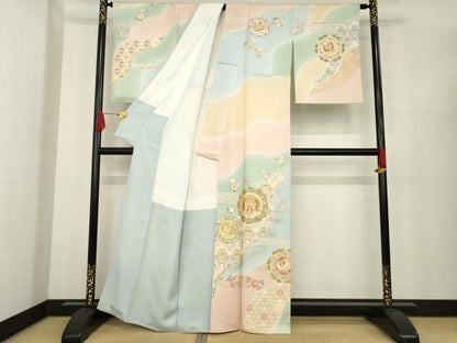 平和屋着物●訪問着　友禅　駒刺繍　向い鳥花丸文　暈し染め　金彩　正絹　逸品　AABE9209ck