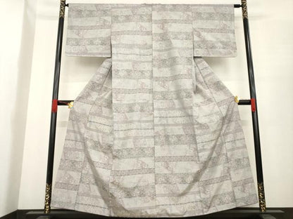 平和屋着物●本場大島紬　白大島　一元7マルキ　総絣　横段花鳥文　正絹　逸品　AABE9222ck