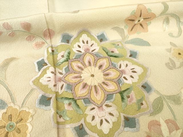 平和屋着物●訪問着　総刺繍　中国三大刺繍　スワトウ刺繍　汕頭刺繍　相良刺繍　道長花唐草文　暈し染め　正絹　逸品　AABE9226ck