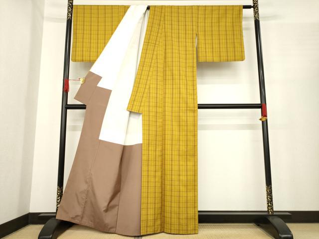 平和屋着物●山下八百子　本場黄八丈　格子　市松綾織　正絹　逸品　AABE9233ck