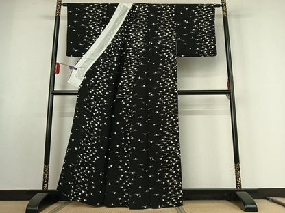 平和屋着物▽上質な小紋 単衣 飛鶴文 鬼しぼ縮緬 正絹 逸品 AABE9327jh