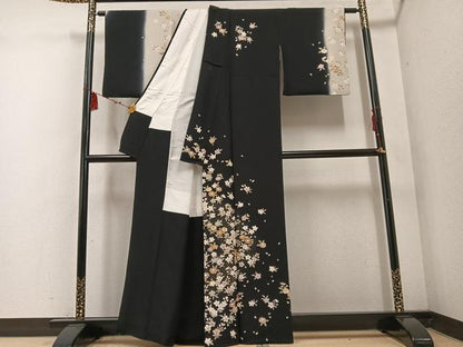 平和屋着物●訪問着　舞花文　暈し染め　黒地　金銀彩　正絹　逸品　AABF0002ph